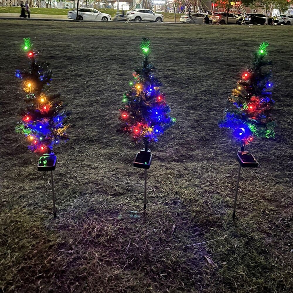 Solar Christmas Tree Garden Light – Outdoor LED Pathway Decoration
