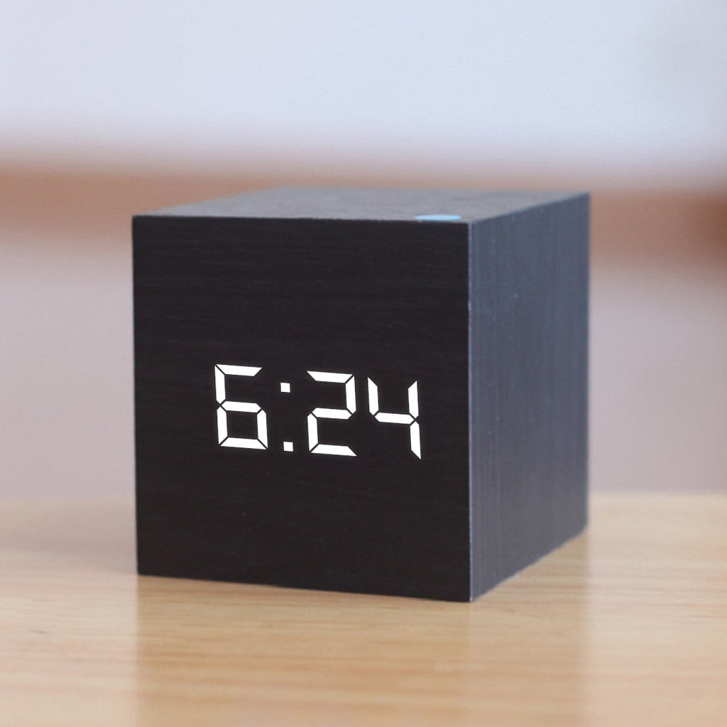 Digital LED Alarm Clock – Temperature Display & Snooze Function