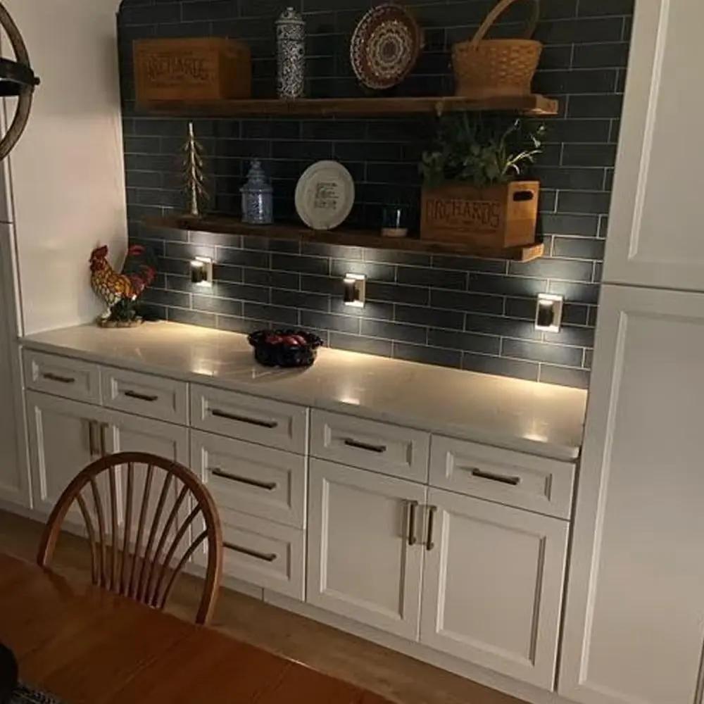 LED Plug-In Night Light – Dusk Sensor, Warm Glow & Energy-Efficient