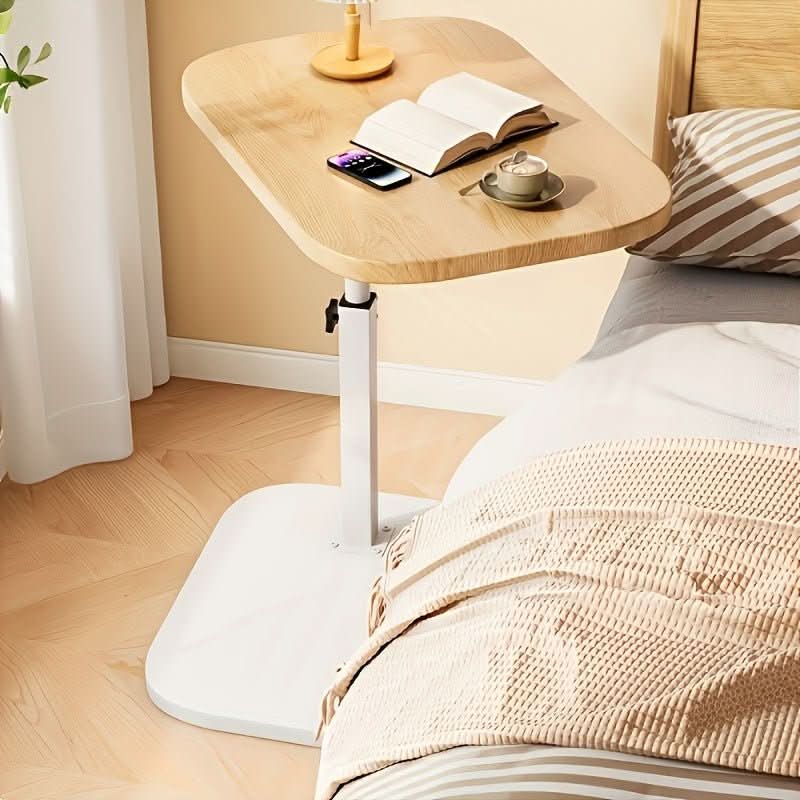 Height-Adjustable Side Table – Wood Top, Metal Frame & Bedroom-Ready