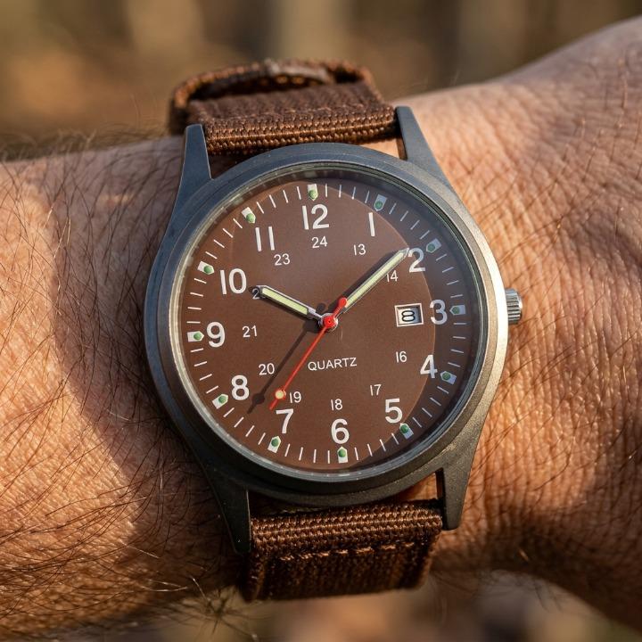 Military Watch with Nylon Strap – Water-Resistant, Shock-Proof & Luminous Hands