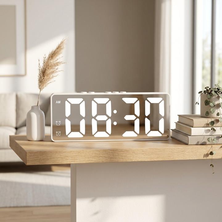 Digital Alarm Clock with 2K Security Camera – HD, Motion Detection & Wi-Fi