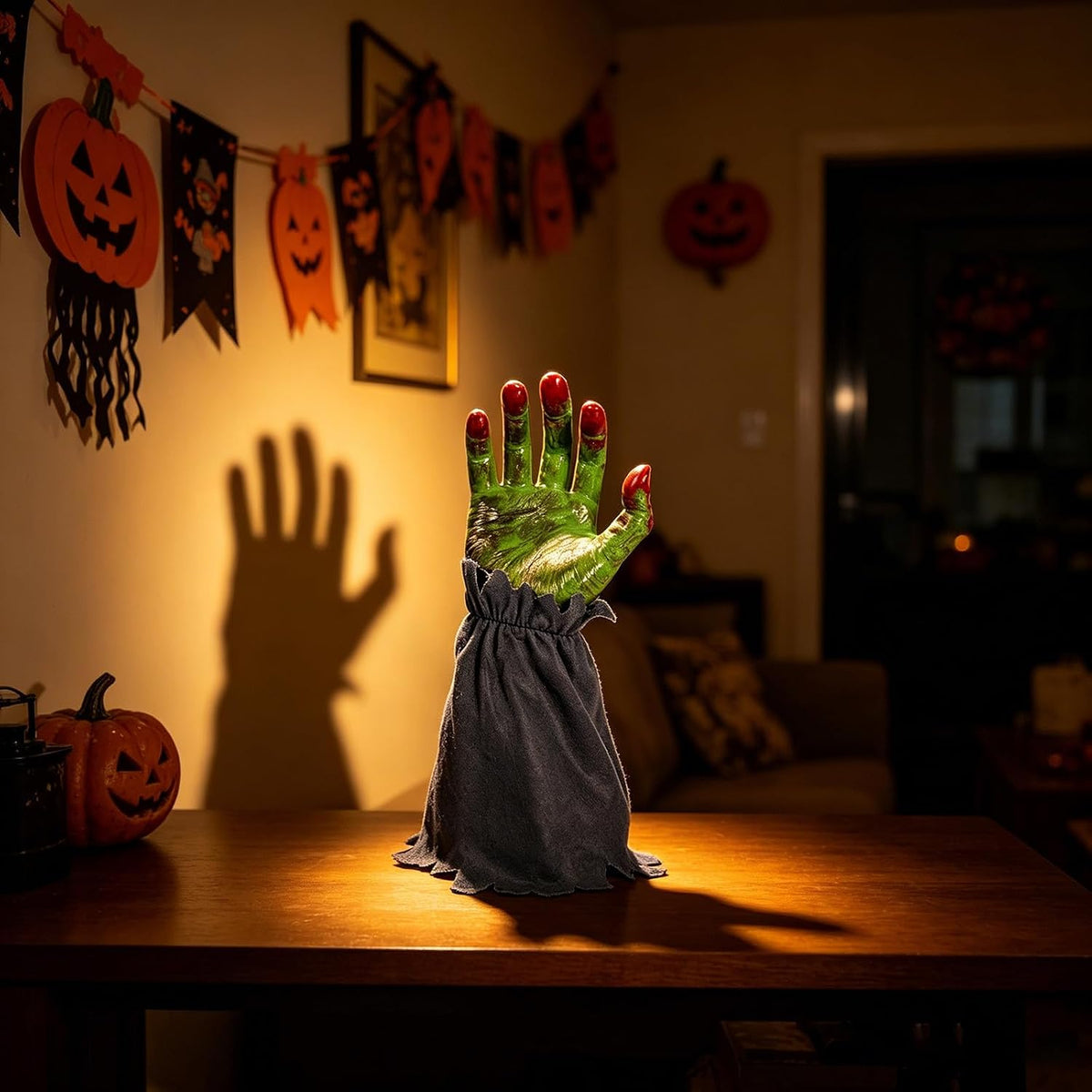 Animated Crawling Zombie Hand