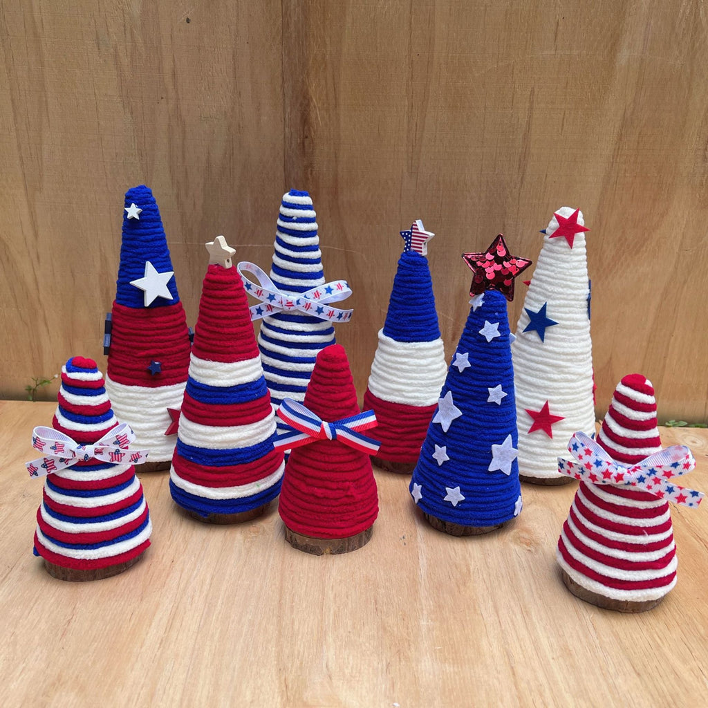 Knitted Felt Tabletop Christmas Tree