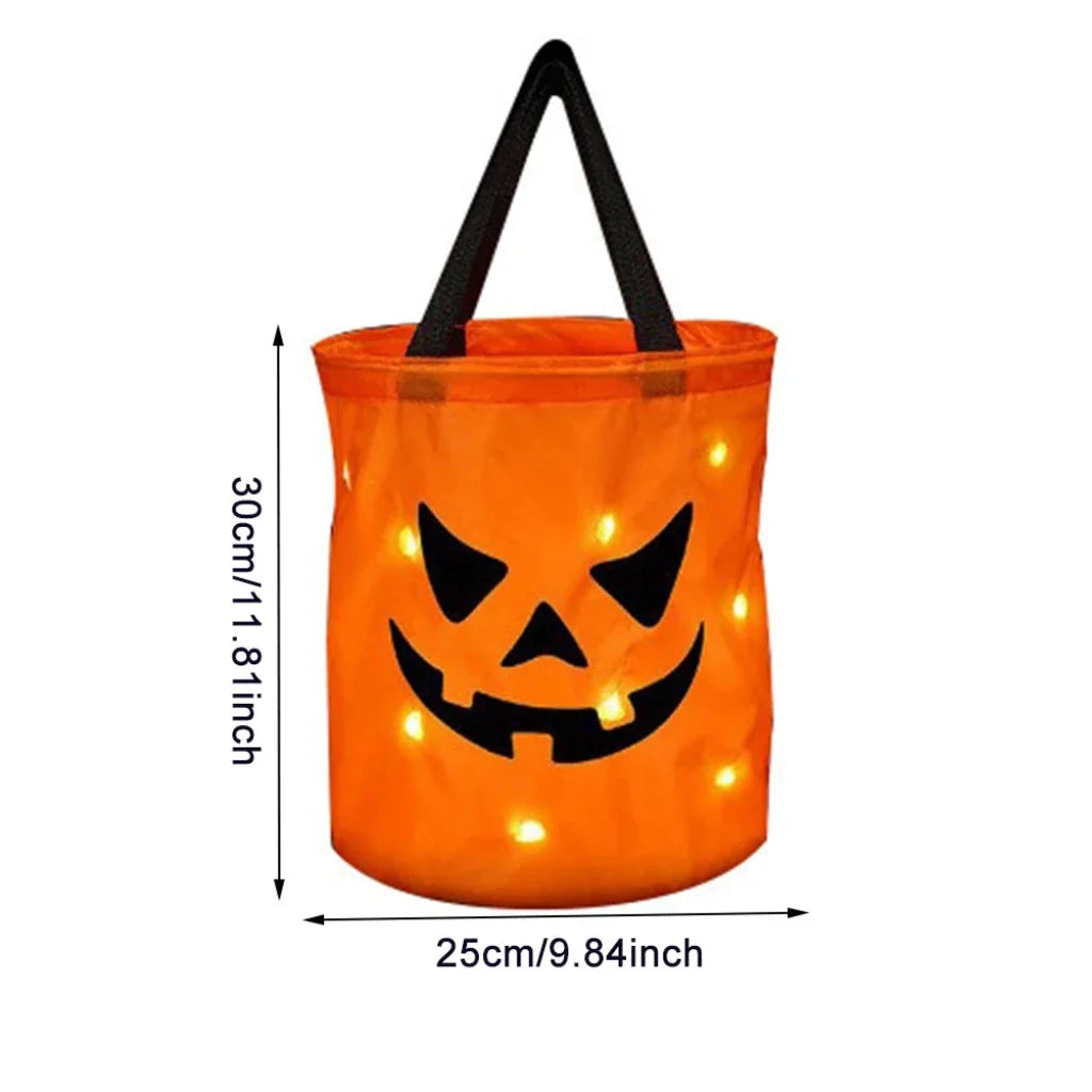 Light-Up Pumpkin Trick-or-Treat Bag
